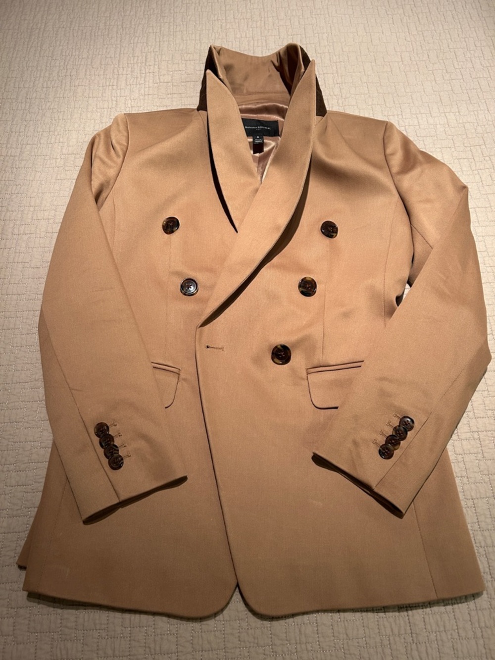 Banana Republic Women’s Double-Breasted Tan Blazer
